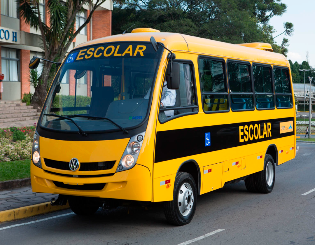 Volksbus 8.180 (ONUREA)